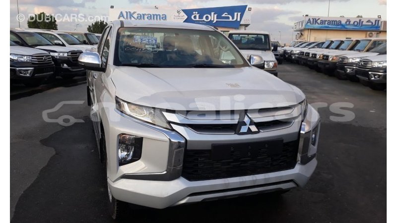 Big with watermark mitsubishi l200 bagmati import dubai 2655