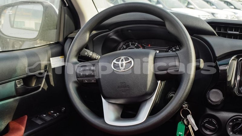Big with watermark toyota hilux bagmati import dubai 2658
