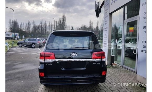 Buy Import Toyota Land Cruiser Black Car in Import - Dubai in Bagmati Buy Import Toyota Land Cruiser Black Car in Import - Dubai in Bagmati