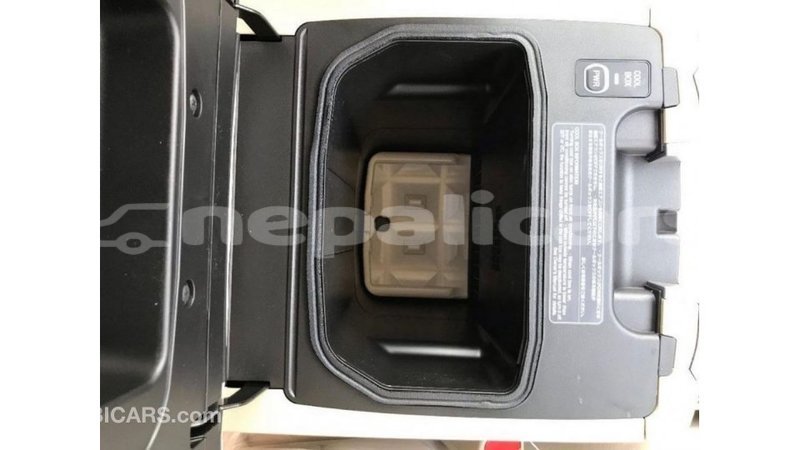 Big with watermark toyota land cruiser bagmati import dubai 2678