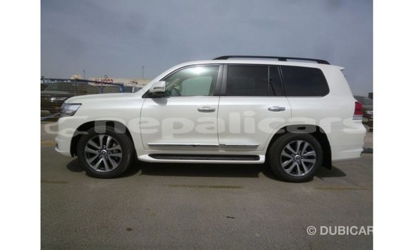 Buy Import Toyota Land Cruiser White Car in Import - Dubai in Bagmati Buy Import Toyota Land Cruiser White Car in Import - Dubai in Bagmati