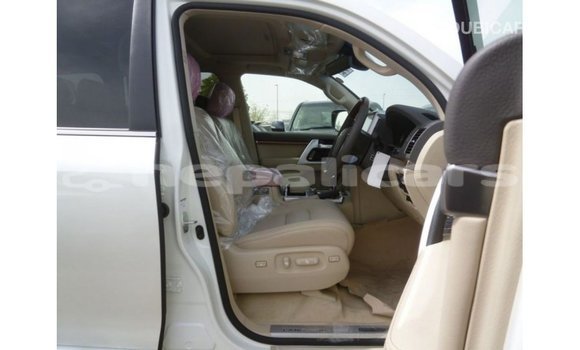 Buy Import Toyota Land Cruiser White Car in Import - Dubai in Bagmati Buy Import Toyota Land Cruiser White Car in Import - Dubai in Bagmati