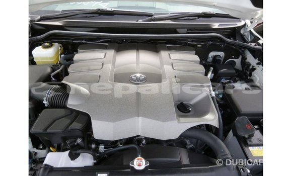Buy Import Toyota Land Cruiser White Car in Import - Dubai in Bagmati Buy Import Toyota Land Cruiser White Car in Import - Dubai in Bagmati