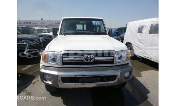 Buy Import Toyota Land Cruiser White Car in Import - Dubai in Bagmati Buy Import Toyota Land Cruiser White Car in Import - Dubai in Bagmati