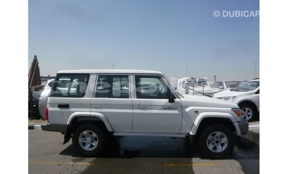 Buy Import Toyota Land Cruiser White Car in Import - Dubai in Bagmati Buy Import Toyota Land Cruiser White Car in Import - Dubai in Bagmati