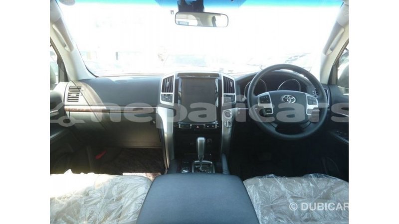 Big with watermark toyota land cruiser bagmati import dubai 2684
