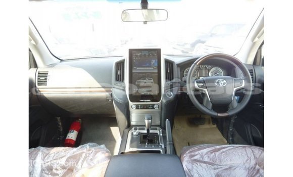 Buy Import Toyota Land Cruiser Black Car in Import - Dubai in Bagmati Buy Import Toyota Land Cruiser Black Car in Import - Dubai in Bagmati