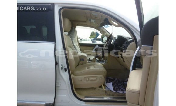 Buy Import Toyota Land Cruiser White Car in Import - Dubai in Bagmati Buy Import Toyota Land Cruiser White Car in Import - Dubai in Bagmati