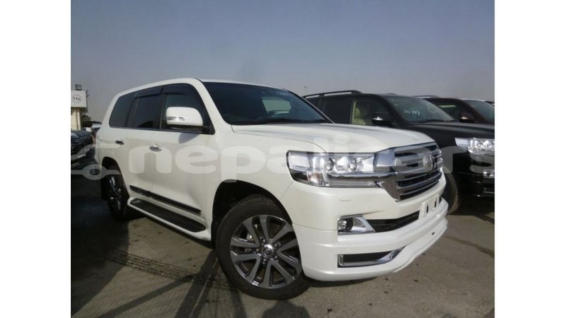 Big with watermark toyota land cruiser bagmati import dubai 2692