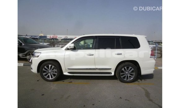 Buy Import Toyota Land Cruiser White Car in Import - Dubai in Bagmati Buy Import Toyota Land Cruiser White Car in Import - Dubai in Bagmati