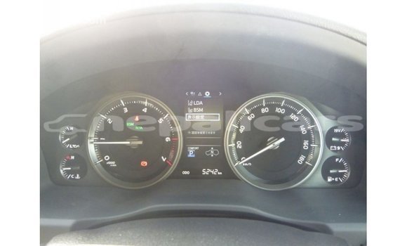 Buy Import Toyota Land Cruiser White Car in Import - Dubai in Bagmati Buy Import Toyota Land Cruiser White Car in Import - Dubai in Bagmati