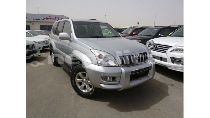 Big with watermark toyota prado bagmati import dubai 2693