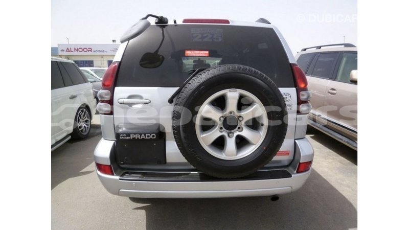 Big with watermark toyota prado bagmati import dubai 2693
