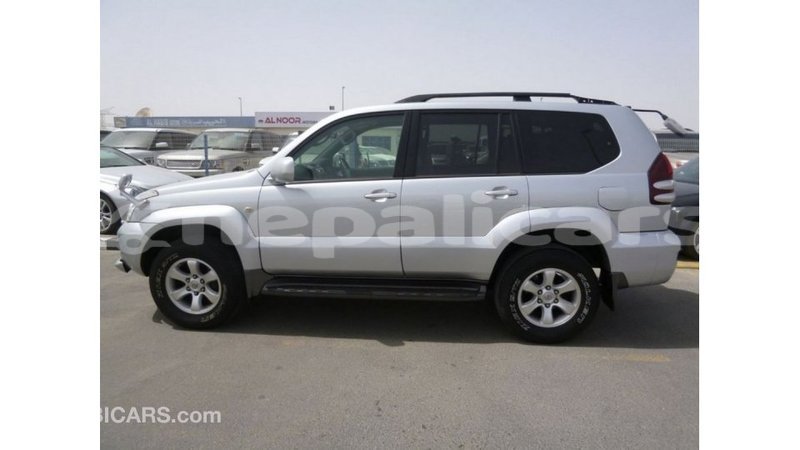 Big with watermark toyota prado bagmati import dubai 2693