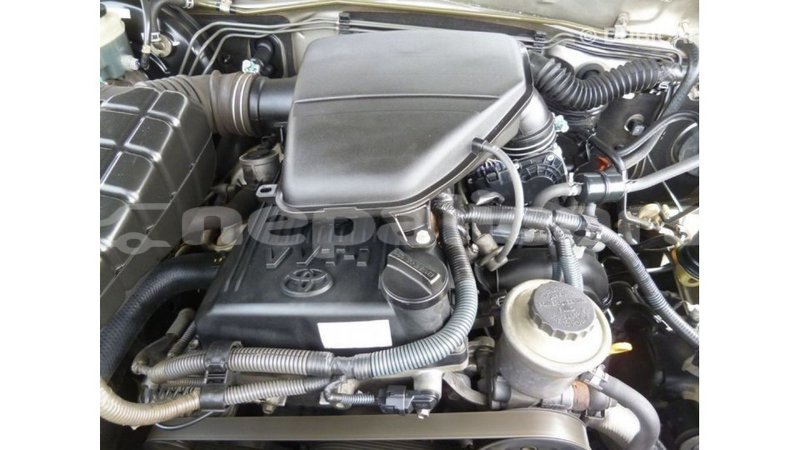 Big with watermark toyota prado bagmati import dubai 2693