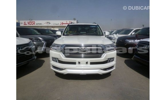 Buy Import Toyota Land Cruiser White Car in Import - Dubai in Bagmati Buy Import Toyota Land Cruiser White Car in Import - Dubai in Bagmati