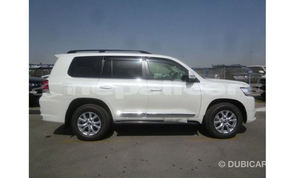 Buy Import Toyota Land Cruiser White Car in Import - Dubai in Bagmati Buy Import Toyota Land Cruiser White Car in Import - Dubai in Bagmati