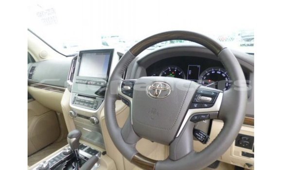 Buy Import Toyota Land Cruiser White Car in Import - Dubai in Bagmati Buy Import Toyota Land Cruiser White Car in Import - Dubai in Bagmati