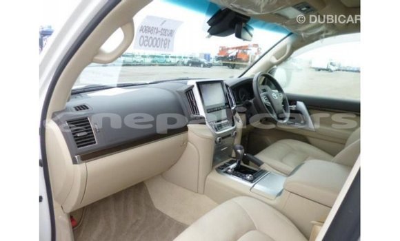 Buy Import Toyota Land Cruiser White Car in Import - Dubai in Bagmati Buy Import Toyota Land Cruiser White Car in Import - Dubai in Bagmati