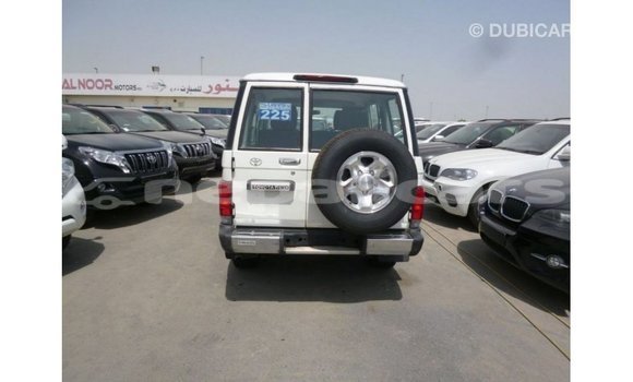 Buy Import Toyota Land Cruiser White Car in Import - Dubai in Bagmati Buy Import Toyota Land Cruiser White Car in Import - Dubai in Bagmati