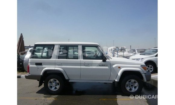 Buy Import Toyota Land Cruiser White Car in Import - Dubai in Bagmati Buy Import Toyota Land Cruiser White Car in Import - Dubai in Bagmati