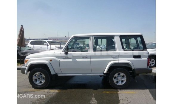 Buy Import Toyota Land Cruiser White Car in Import - Dubai in Bagmati Buy Import Toyota Land Cruiser White Car in Import - Dubai in Bagmati