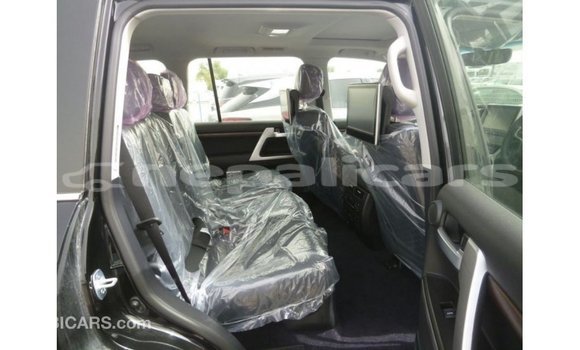Buy Import Toyota Land Cruiser Black Car in Import - Dubai in Bagmati Buy Import Toyota Land Cruiser Black Car in Import - Dubai in Bagmati