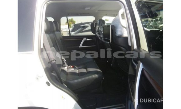 Buy Import Toyota Land Cruiser White Car in Import - Dubai in Bagmati Buy Import Toyota Land Cruiser White Car in Import - Dubai in Bagmati