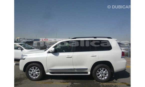 Buy Import Toyota Land Cruiser White Car in Import - Dubai in Bagmati Buy Import Toyota Land Cruiser White Car in Import - Dubai in Bagmati