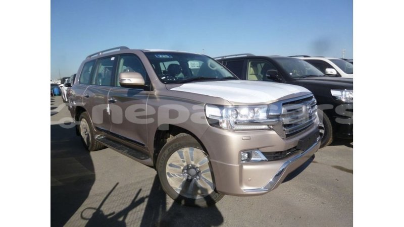 Big with watermark toyota land cruiser bagmati import dubai 2736