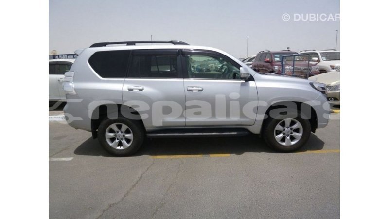 Big with watermark toyota prado bagmati import dubai 2742