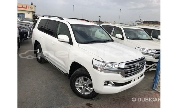 Buy Import Toyota Land Cruiser White Car in Import - Dubai in Bagmati Buy Import Toyota Land Cruiser White Car in Import - Dubai in Bagmati