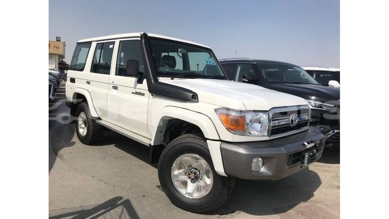 Big with watermark toyota land cruiser bagmati import dubai 2757