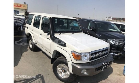Buy Import Toyota Land Cruiser White Car in Import - Dubai in Bagmati Buy Import Toyota Land Cruiser White Car in Import - Dubai in Bagmati