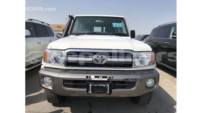 Big with watermark toyota land cruiser bagmati import dubai 2757
