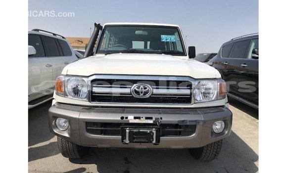 Buy Import Toyota Land Cruiser White Car in Import - Dubai in Bagmati Buy Import Toyota Land Cruiser White Car in Import - Dubai in Bagmati