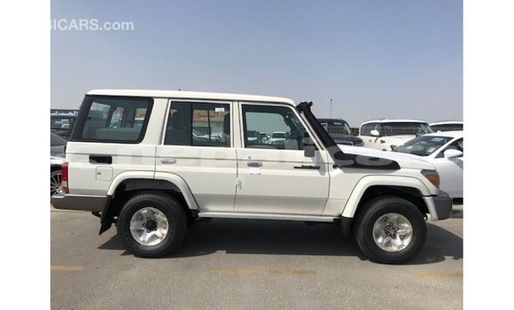 Buy Import Toyota Land Cruiser White Car in Import - Dubai in Bagmati Buy Import Toyota Land Cruiser White Car in Import - Dubai in Bagmati