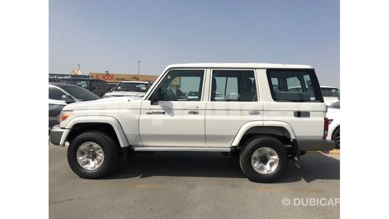 Big with watermark toyota land cruiser bagmati import dubai 2757