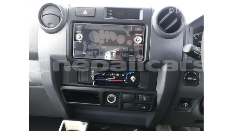 Big with watermark toyota land cruiser bagmati import dubai 2757