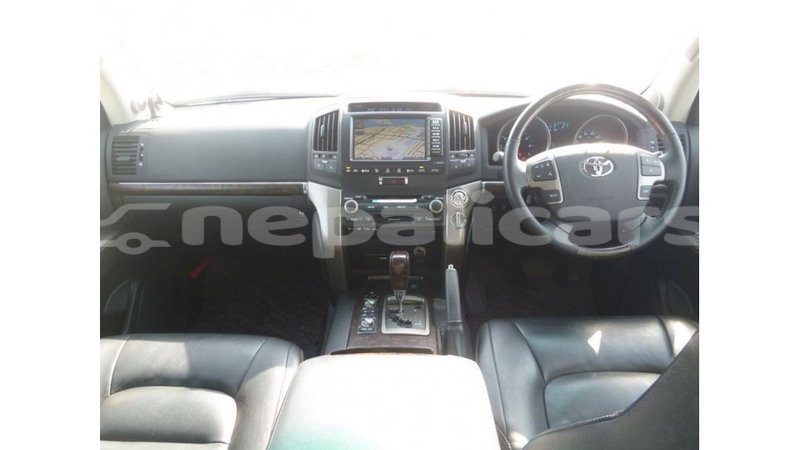 Big with watermark toyota land cruiser bagmati import dubai 2759