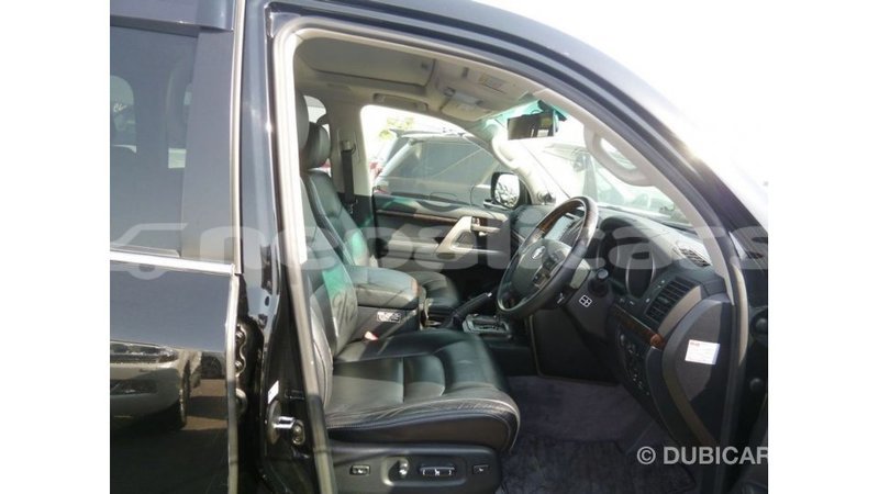 Big with watermark toyota land cruiser bagmati import dubai 2759