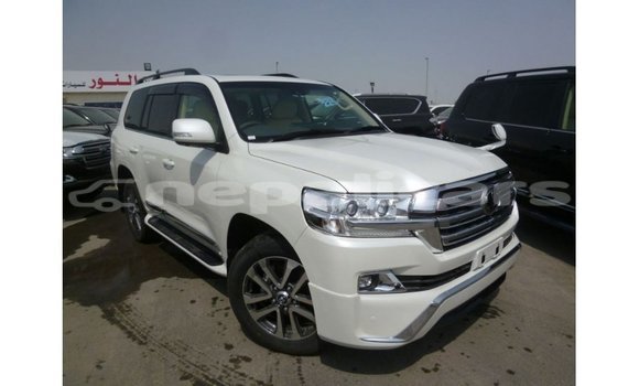 Buy Import Toyota Land Cruiser White Car in Import - Dubai in Bagmati Buy Import Toyota Land Cruiser White Car in Import - Dubai in Bagmati