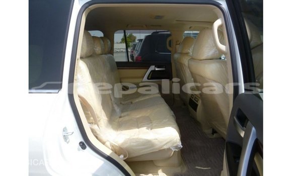 Buy Import Toyota Land Cruiser White Car in Import - Dubai in Bagmati Buy Import Toyota Land Cruiser White Car in Import - Dubai in Bagmati