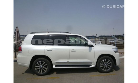 Buy Import Toyota Land Cruiser White Car in Import - Dubai in Bagmati Buy Import Toyota Land Cruiser White Car in Import - Dubai in Bagmati