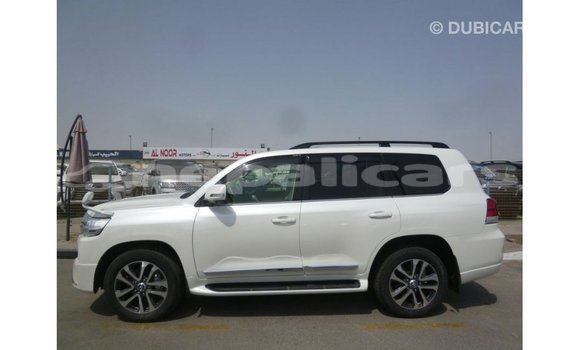 Buy Import Toyota Land Cruiser White Car in Import - Dubai in Bagmati Buy Import Toyota Land Cruiser White Car in Import - Dubai in Bagmati