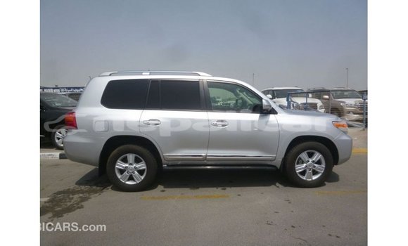 Buy Import Toyota Land Cruiser Other Car in Import - Dubai in Bagmati Buy Import Toyota Land Cruiser Other Car in Import - Dubai in Bagmati
