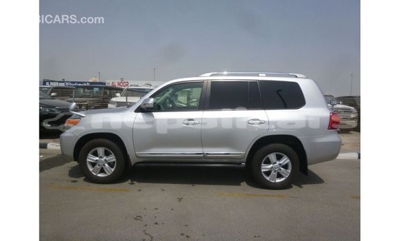 Buy Import Toyota Land Cruiser Other Car in Import - Dubai in Bagmati Buy Import Toyota Land Cruiser Other Car in Import - Dubai in Bagmati