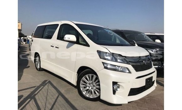 Buy Import Toyota Vellfire White Car in Import - Dubai in Bagmati Buy Import Toyota Vellfire White Car in Import - Dubai in Bagmati