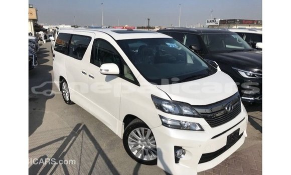 Buy Import Toyota Vellfire White Car in Import - Dubai in Bagmati Buy Import Toyota Vellfire White Car in Import - Dubai in Bagmati