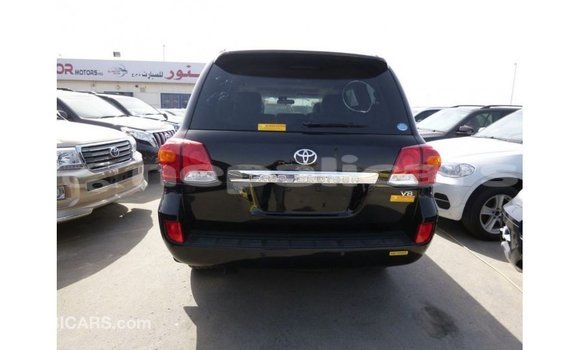 Buy Import Toyota Land Cruiser Black Car in Import - Dubai in Bagmati Buy Import Toyota Land Cruiser Black Car in Import - Dubai in Bagmati